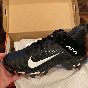 Mens football cleats size 7